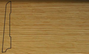 Плинтус шпонированный La San Marco Profili Дуб 2500x80x16 (прямой) с крепежом Шпон плинтуса — цельная натуральная древесина. Основание — срощенная натуральная древесина, гарантирующая высокую надежность плинтуса.