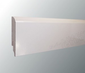 Плинтус белый глянцевый из МДФ TeckWood (Теквуд) Прайм 2150x70x16 прямой Основа плинтуса из МДФ, покрытие ламинированное. Плинтус можно использовать под покраску.