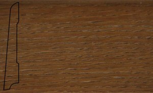 Плинтус шпонированный La San Marco Profili Дуб Коньяк 2500x80x16 (прямой) с крепежом Шпон плинтуса — цельная натуральная древесина. Основание — срощенная натуральная древесина, гарантирующая высокую надежность плинтуса.